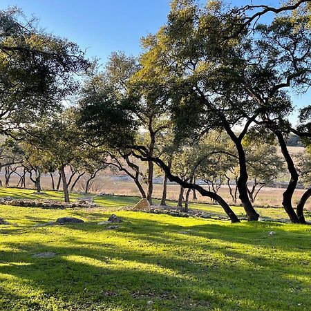 Millie'S Cottages Unit 5 - Josephine Canyon Lake Bagian luar foto